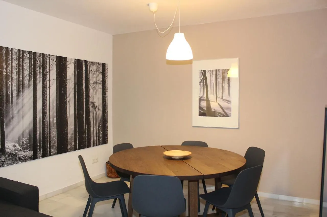 Apartamento Con Terraza A 5 Min Playa Rincon de la Victoria